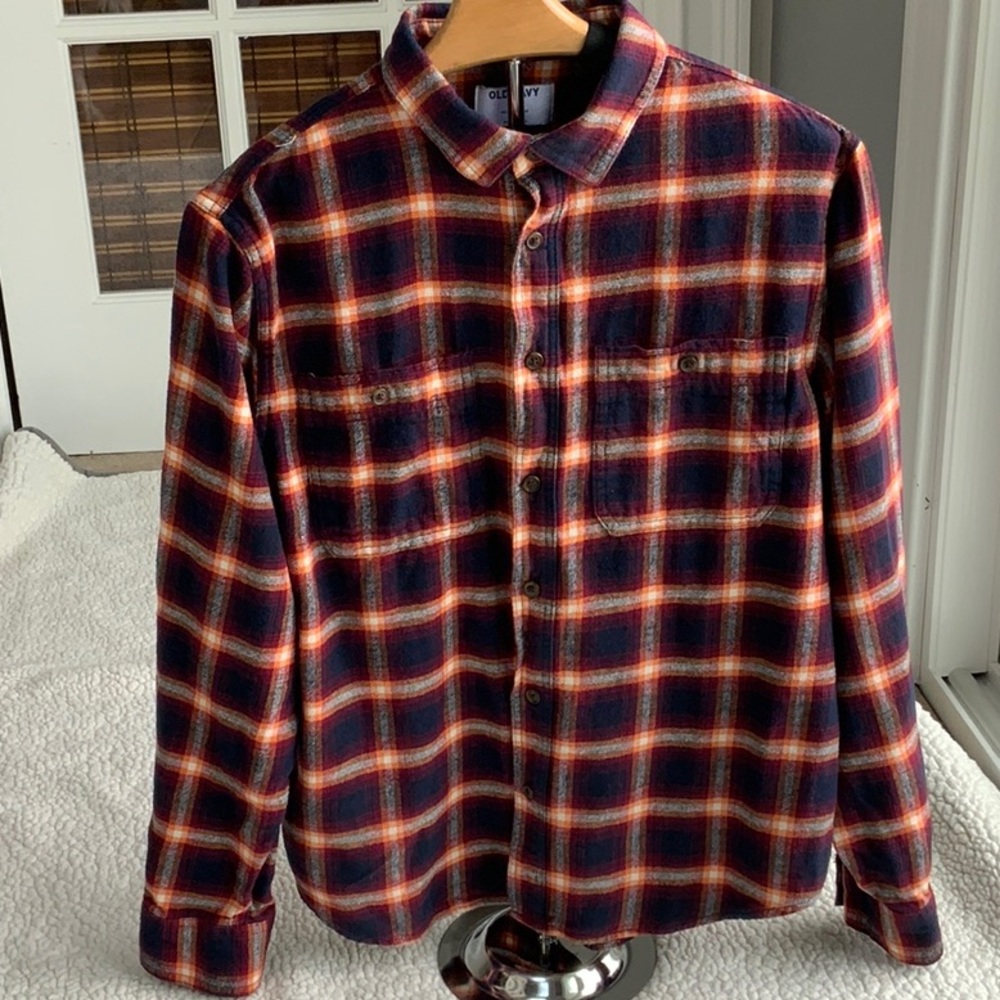 Mens Old Navy Double Brushed Flannel Size Large. Like new condition